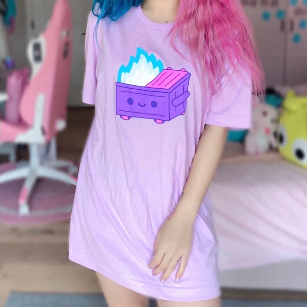 Cute unisex dumpster fire tee  Medium